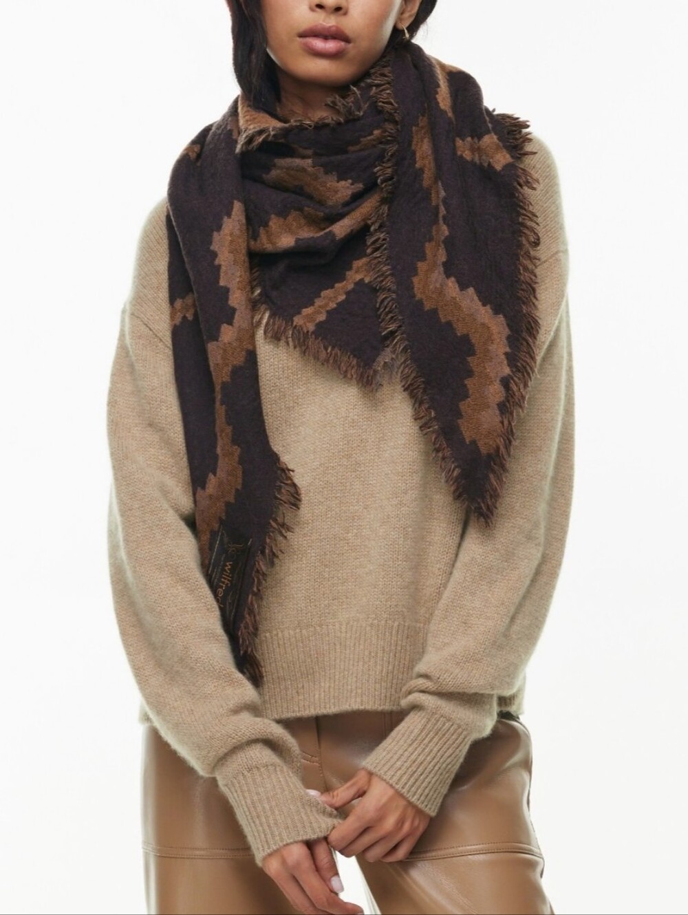 Aritzia Wilfred Diamond Mosaic Wool Triangle Blanket Scarf Reversible